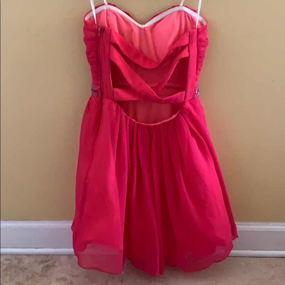 Party dress - Picture 2 of 2